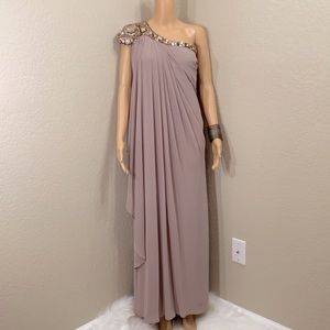 🌹IL’ MIO Half Shoulder Taupe Evening Dress Size 2
